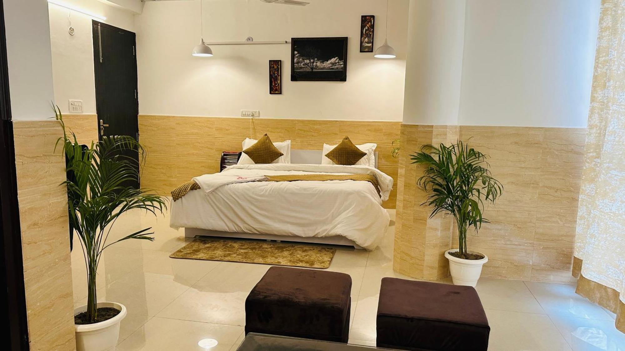 Hotel Relax In - Noida Sector 18 Kültér fotó