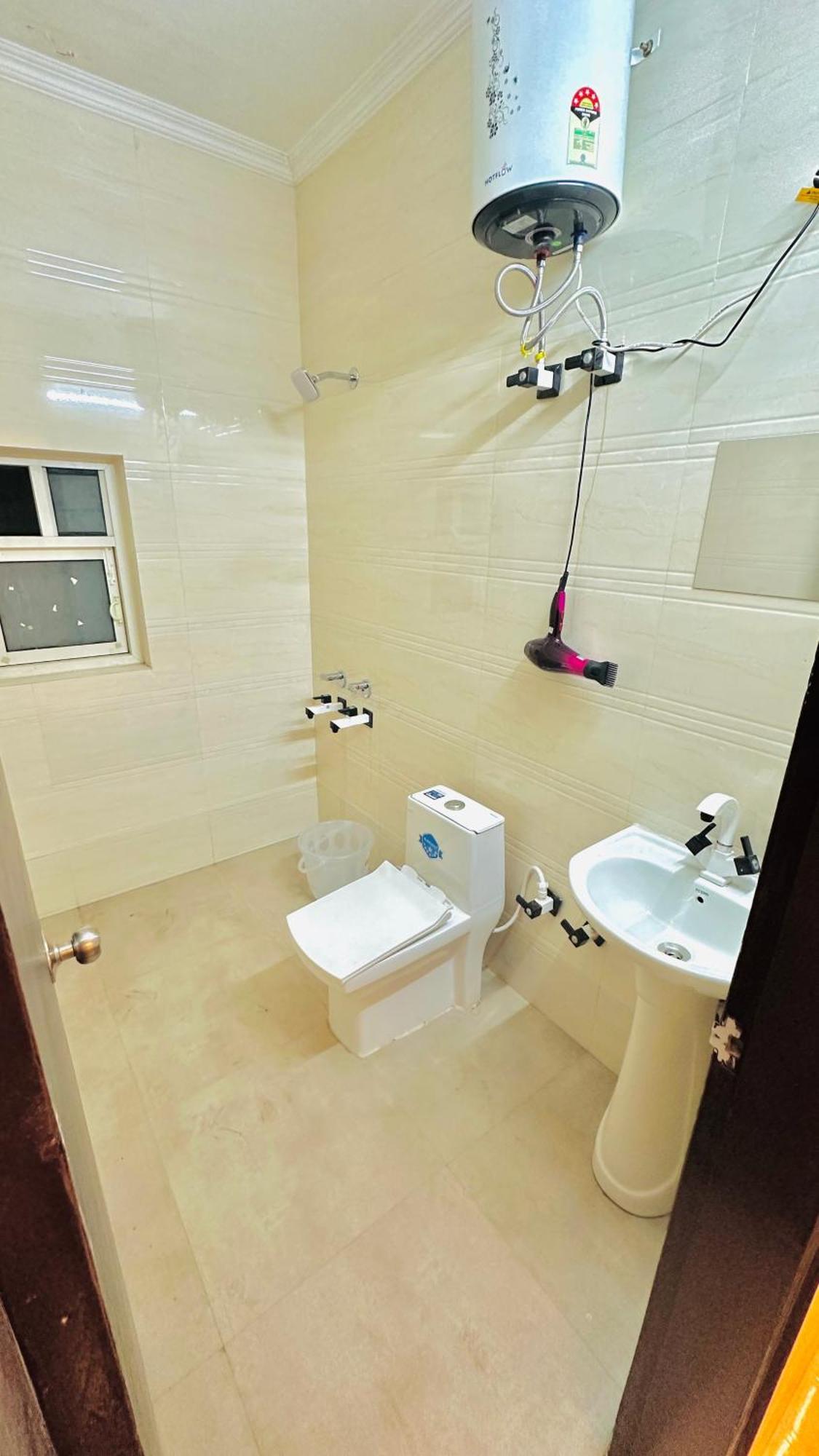 Hotel Relax In - Noida Sector 18 Kültér fotó