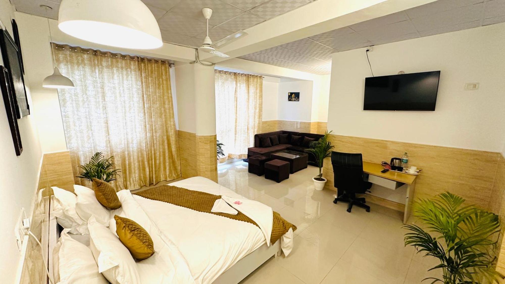 Hotel Relax In - Noida Sector 18 Kültér fotó
